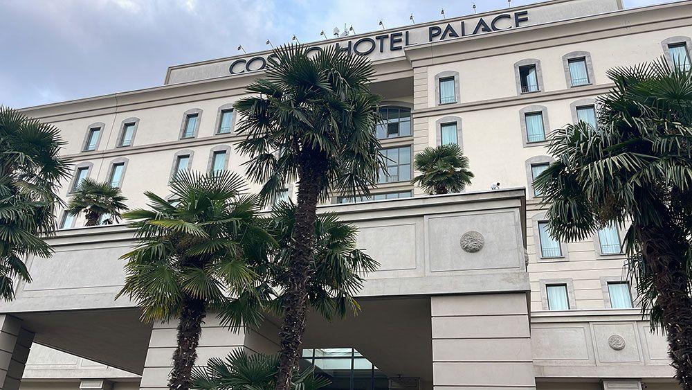 Cosmo Hotel